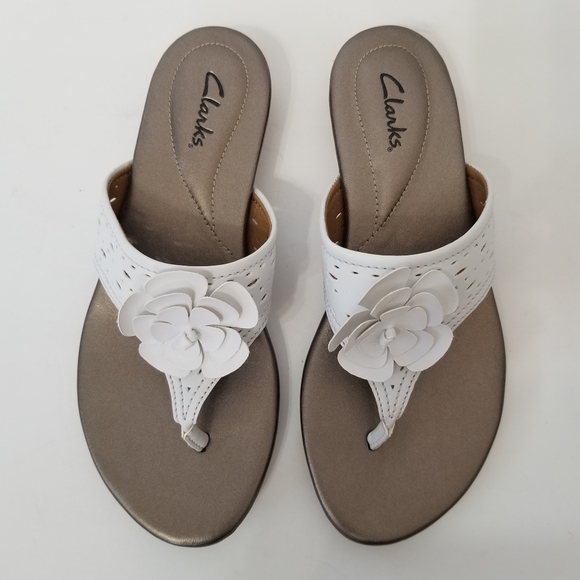 clarks white flat sandals